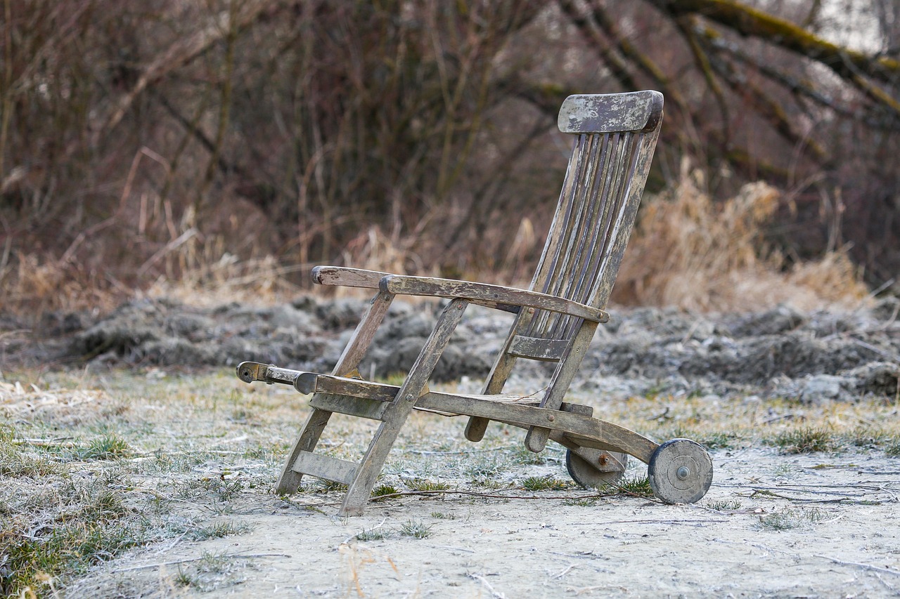 Wood Deck Fasteners 101: Hidden Costs & Choices for Cary, IL